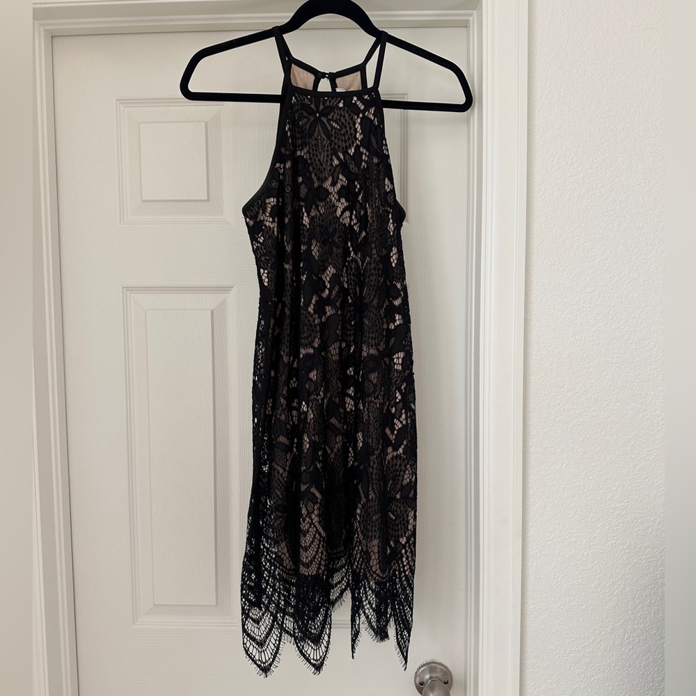 Lace Mini Dress (Boutique)